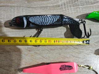 Gran lote señuelos pesca spinning pesado