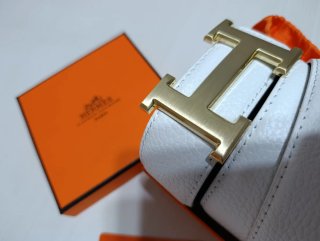 Cinturón Hermès H Hebilla Dorada Blanco