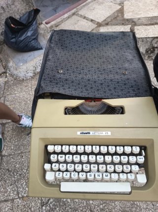 Máquina de escribir Olivetti Lettera 25 Vintage