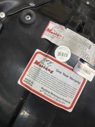 Asiento Mustang Harley Davidson Dyna