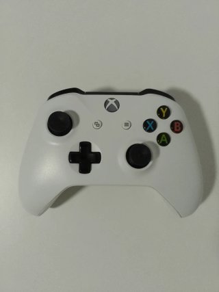 Xbox One X Blanca (Edición especial)