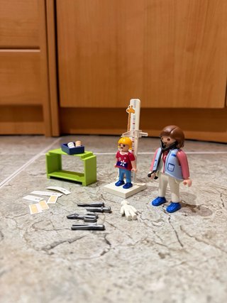 Playmobil Doctora con Accesorios