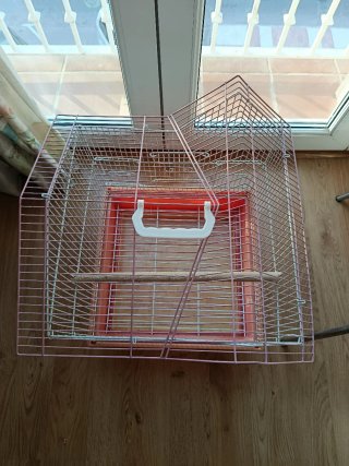 Jaula grande para pájaros