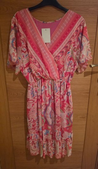 Vestido estampado rosa