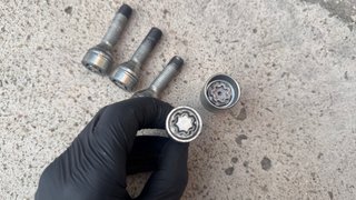 Tornillos Antirrobo BMW