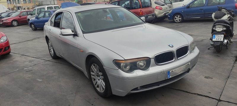 BMW Serie 7 2002 - foto 1