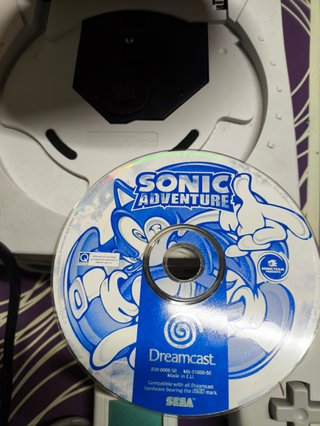 Consola Sega Dreamcast + tarjeta memoria + juego