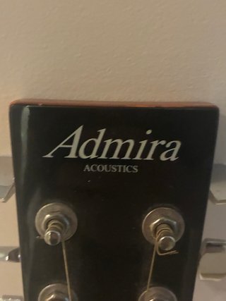 Guitarra Admira Clásica Electrificable