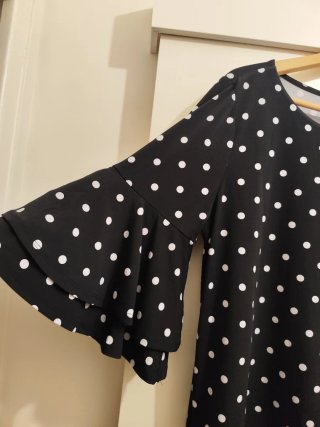 Blusa CONTEXT lunares manga acampanada