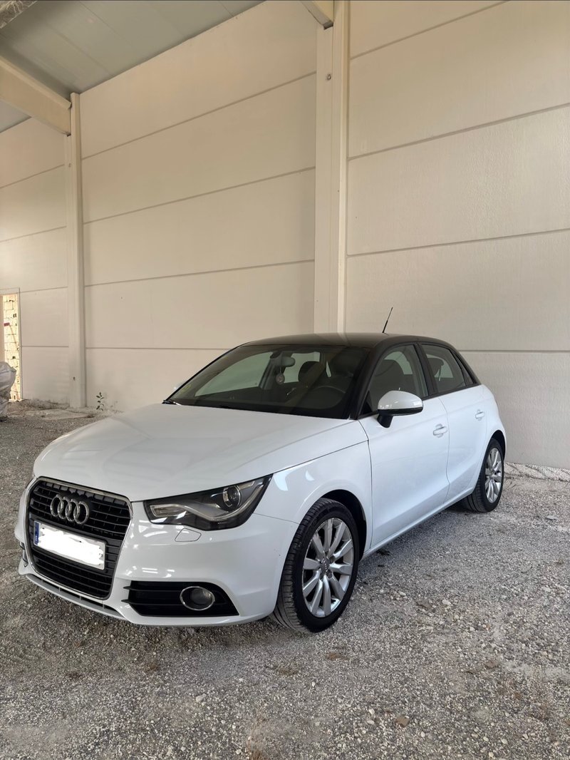 Audi A1 Sportback 1.6 TDI - foto 1