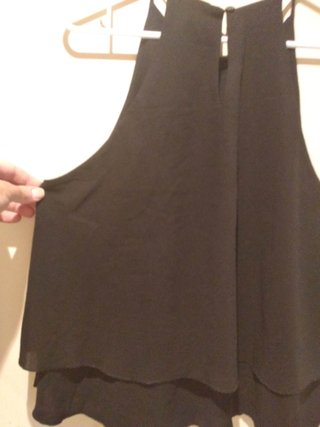 Blusa Negra sin Mangas