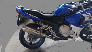 Suzuki GSX650F Azul y Blanca