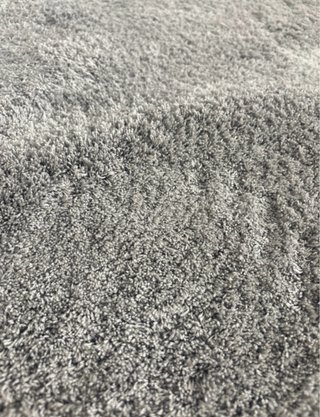 Alfombra gris de poliéster