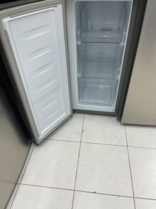 Nevera Americana marca Hisense 6 mess garantía