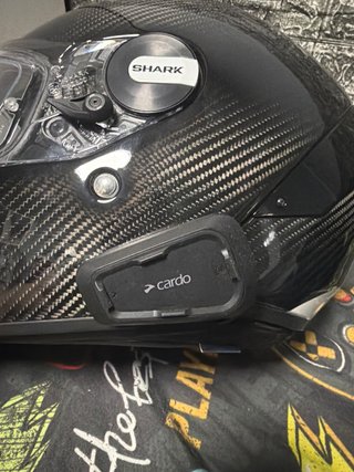 Casco Shark 1.3 Carbon + Cardo Spirit