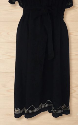 Vestido negro bordado S + cinturón. Nuevo. Talla S
