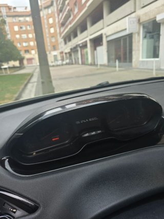 Peugeot 208 2014