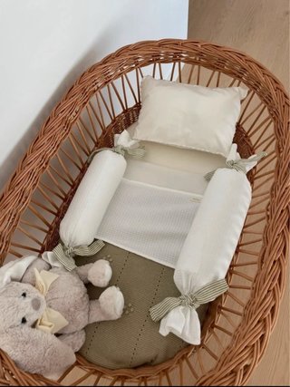 Moisés de mimbre para bebé + accesorios