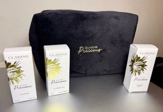 Kit Clarins Precious com necessaire