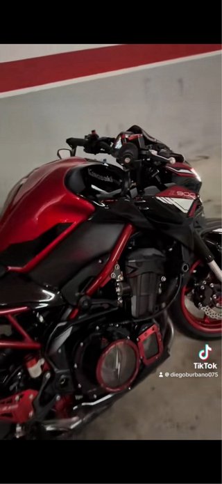 Kawasaki Z900 A2 Deslimitada