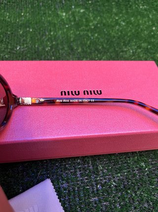 Gafas de sol Miu Miu Tortoise