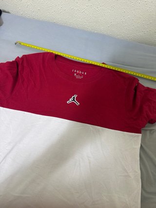 Camiseta Jordan Roja y Blanca Talla M