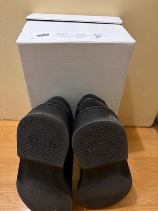 Zapatos negros formales