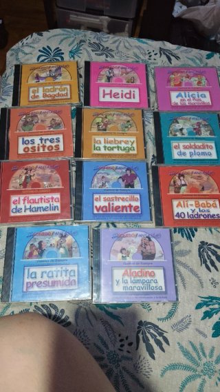 Lote CDs Cuentos Infantiles Clásicos