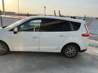 Renault Grand Scenic 2010