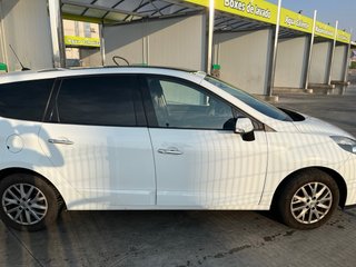 Renault Grand Scenic 2010