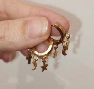 Pendientes dorados acero inoxidable charms