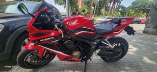 Honda CBR650R Roja 2021