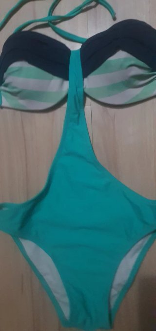 Bañador Talla 38/40 Verde y Blanco