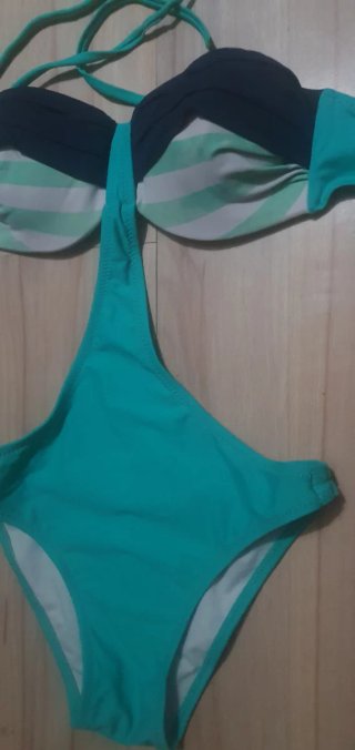 Bañador Talla 38/40 Verde y Blanco