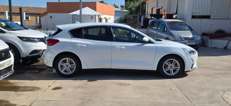 Ford Focus 1.5 EcoBlue Titanium 2019, foto 5
