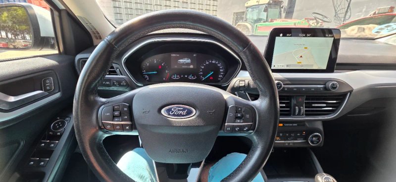 Ford Focus 1.5 EcoBlue Titanium 2019, foto 40