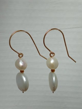 Pendientes Perlas Barrocas Luna y sedosas