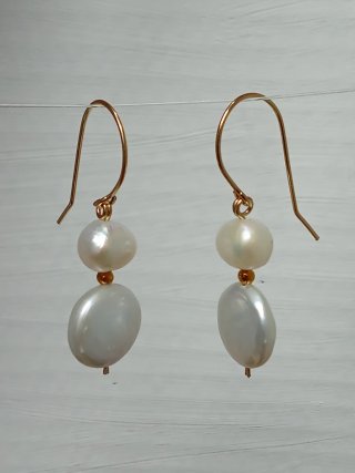Pendientes Perlas Barrocas Luna y sedosas