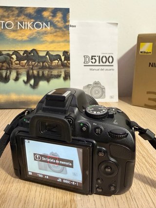 Nikon D5100 + AF-S 35mm f/1.8G | 11.631 disparos