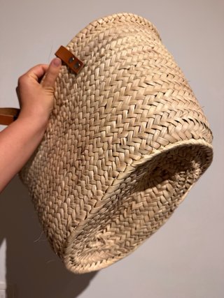 Borsa in paglia con manici in pelle