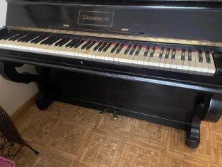 Piano antiguo Jean Chassaigne
