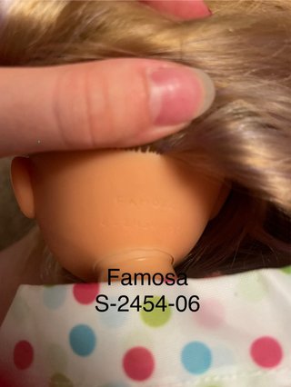 Lote 2 muñecas Nancy Famosa + ropa y accesorios