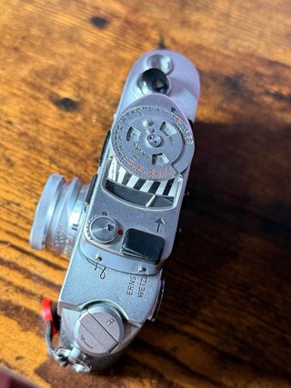 Leica M4 + 35mm + Meter MR + Funda