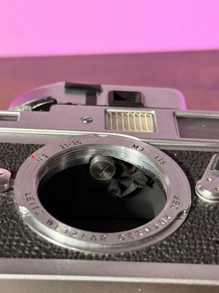 Leica M4 + 35mm + Meter MR + Funda
