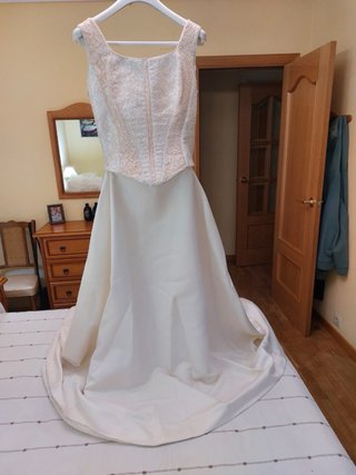 Vestido de Novia Beige Encaje Corsé 2 piezas