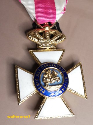 Medalla de la Orden de Constancia Militar, con la