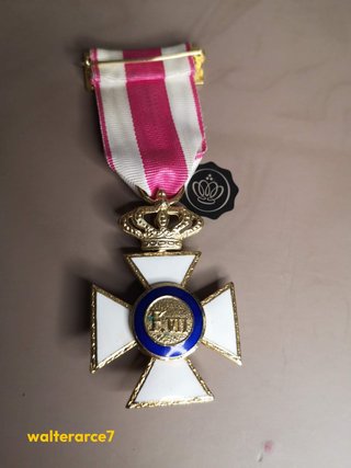 Medalla de la Orden de Constancia Militar, con la
