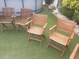 Mesa de jardín de madera y 5 sillas