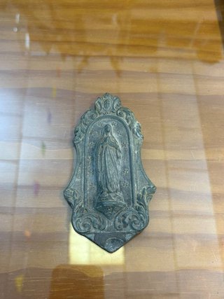 MEDALLA DE VIRGEN METÁLICA