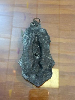 MEDALLA DE VIRGEN METÁLICA